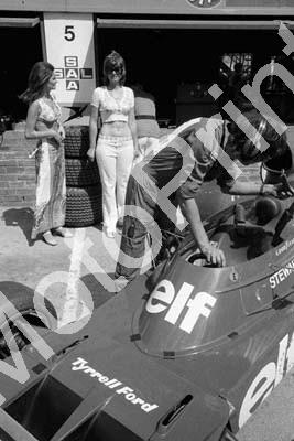 1973 SA GP Tyrrell pit distraction maybe (permission Roger Swan) 114