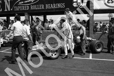 1968 SA GP Forghieri, Borsari, De Adamich (courtesy Ken Stewart) 069