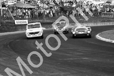 1967 44 Alfa Guilia 1300 Chris van den Heever, Keith Berrington Smith; 39 Mini Cooper Houliston Sissons; 3 Lola Hawkins Love (courtesy Ken Stewart)31