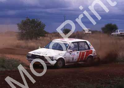 1988 Nissan 400 14 Roelof Fekken Francois Jordaan Toyota Conquest(courtesy Roger Swan) (4)