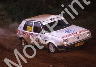 1990 Castrol Intnl 25 Keith Coleman ......Golf (courtesy Roger Swan) (52)
