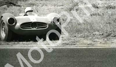 1960 SA GP EL 1 Jan 21 Louis Jacobsz Maserati Chev (3)