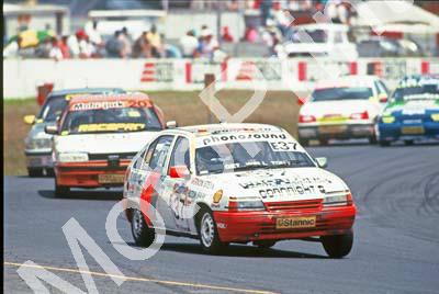 1992 Killarney 9 hr E37 Paddy FLynn HIlton Spark Vernon Steyn Opel Cub(courtesy Roger Swan) (1)