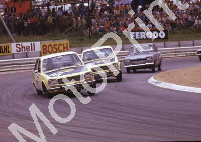 1974 Kya AE SA 100 22 Willie Ne , 21 Harry Fekken both Peugeot 504Ti (Ben van Rensburg) (8)